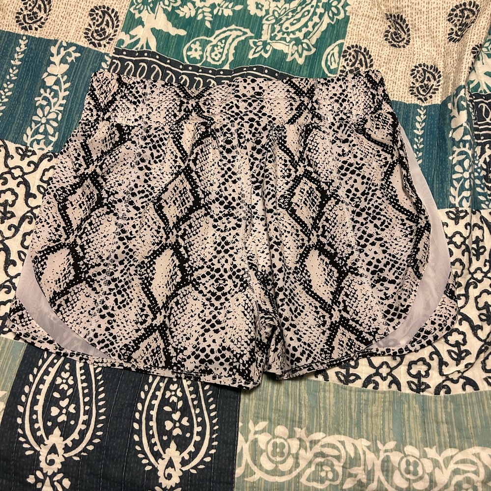 Breeze short - python